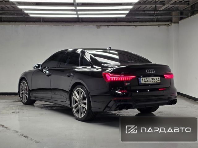 Audi A6 (C8)