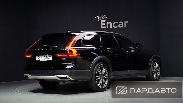 Volvo V90 Cross Country