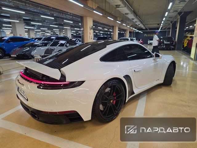 Porsche 911(992)