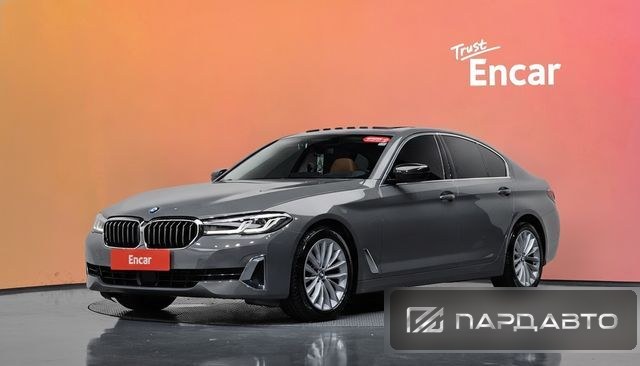 BMW 5 Series (G30)