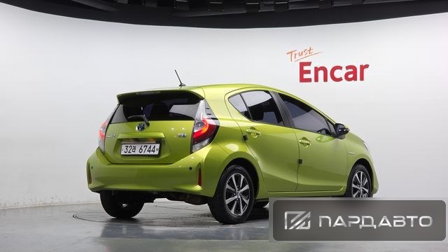Toyota Prius C