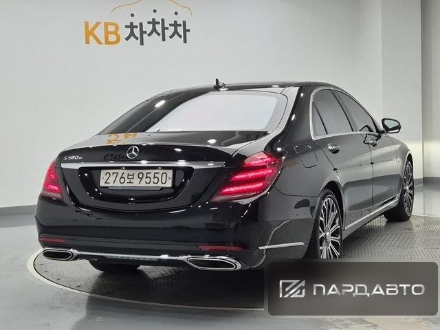 Mercedes-Benz S-Class (W222)