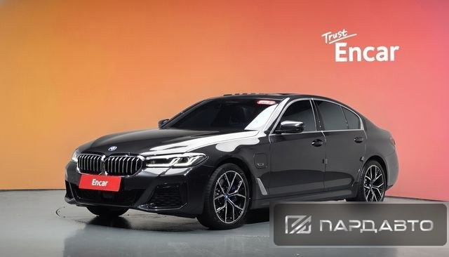 BMW 5 Series (G30)