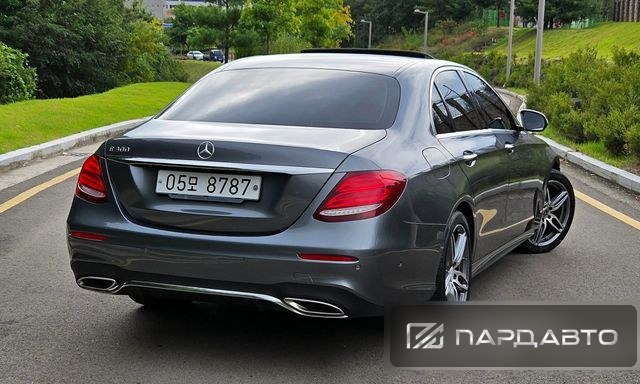 Mercedes-Benz E-Class (W213)