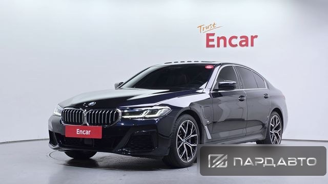 BMW 5 Series (G30)