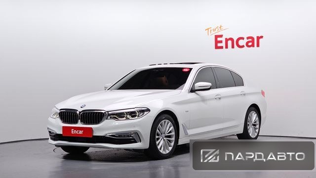 BMW 5 Series (G30)
