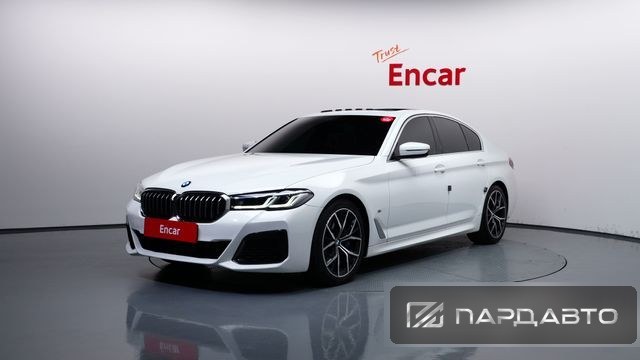 BMW 5 Series (G30)