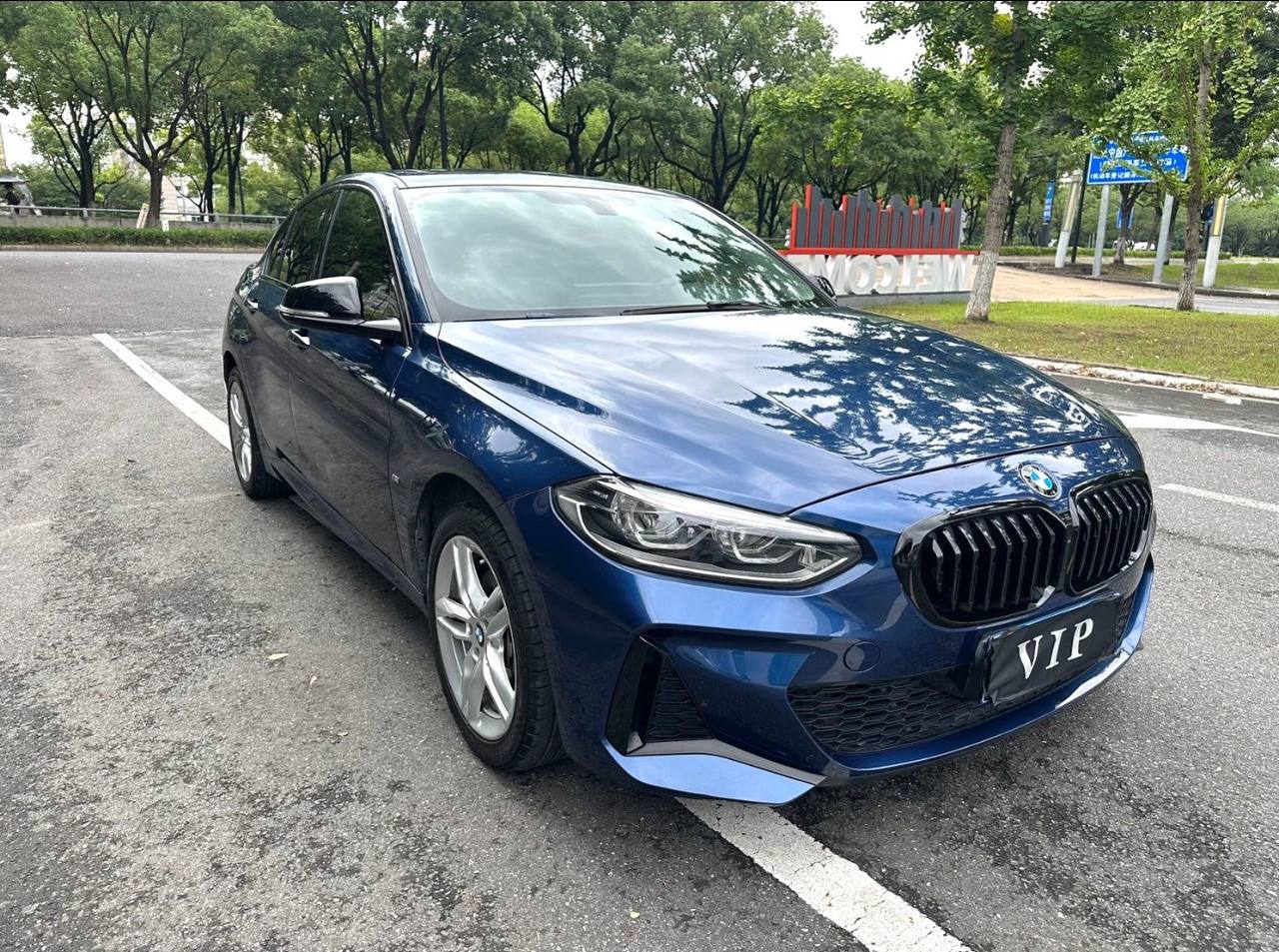 BMW 120i